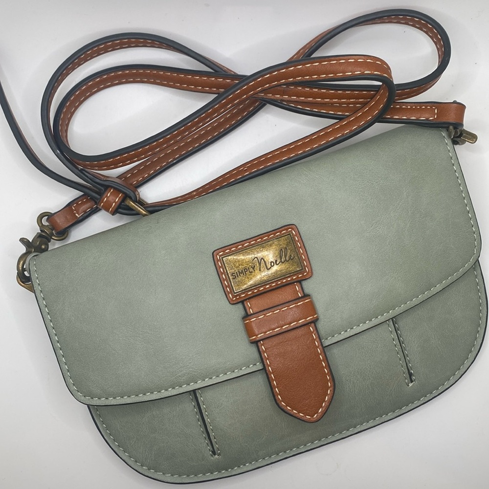 Simply Noelle Jade green faux leather convertible crossbody clutch - Picture 2 of 11